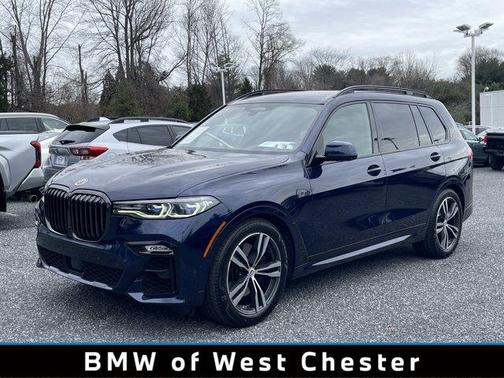 2022 BMW X7 M50i