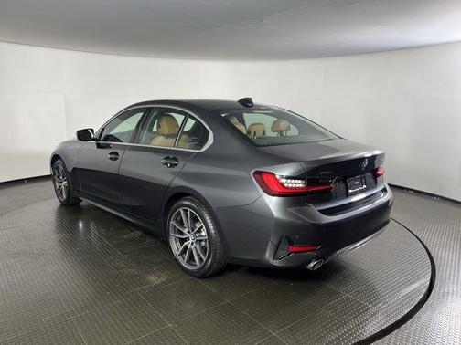 2022 BMW 330 i xDrive