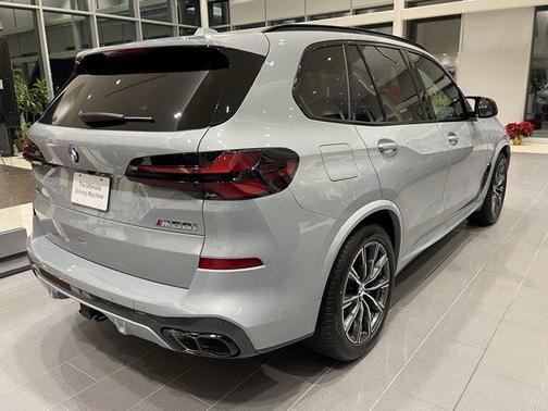 2026 BMW X5 M60i