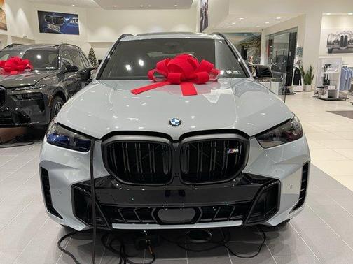 2026 BMW X5 M60i