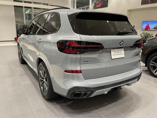 2026 BMW X5 M60i