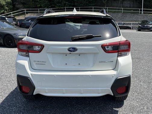 Crystal White Pearl 2022 Subaru Crosstrek Limited