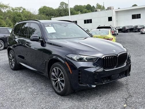 Carbon Black Metallic 2024 BMW X5 xDrive40i