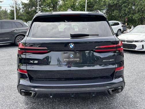 Carbon Black Metallic 2024 BMW X5 xDrive40i