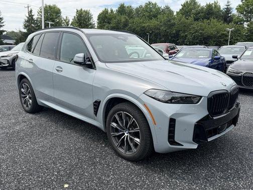 Gray Metallic 2026 BMW X5 xDrive40i