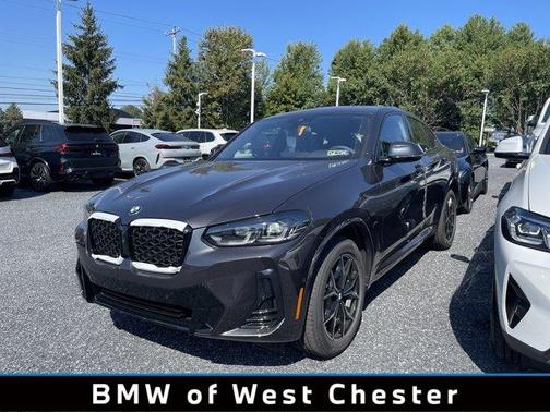 2025 BMW X4 xDrive30i