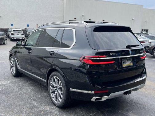 2026 BMW X7 xDrive40i