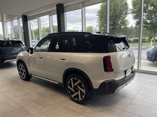 2025 MINI Countryman S