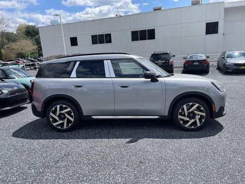 2025 MINI Countryman S