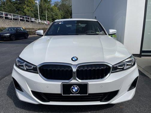 2025 BMW 330 i xDrive