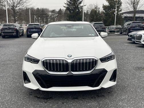 2026 BMW 530 i xDrive