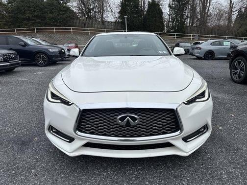 2017 INFINITI Q60 2.0T Premium