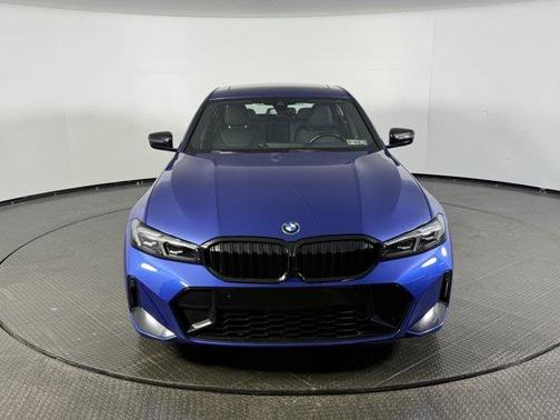 2023 BMW 330 i xDrive