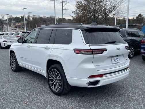 2025 Jeep Grand Cherokee L Summit