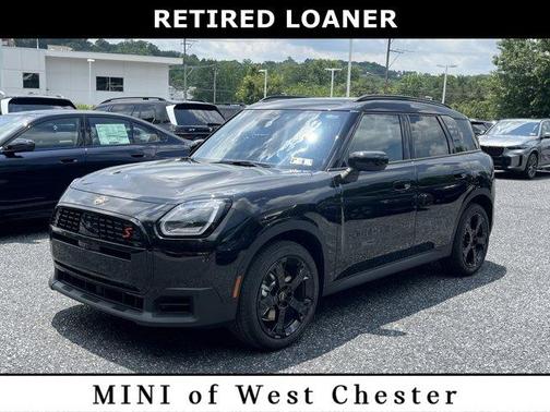 Midnight Black 2025 MINI Countryman S