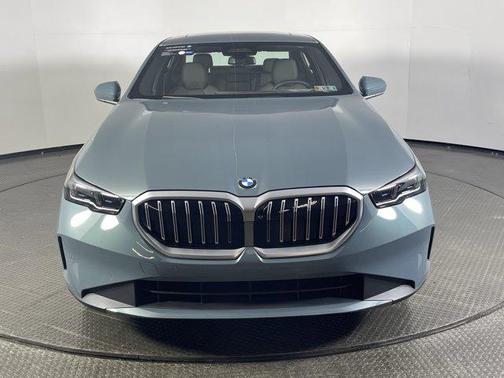 2025 BMW 540 i xDrive