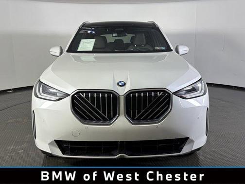 Mineral White Metallic 2025 BMW X3 30 xDrive