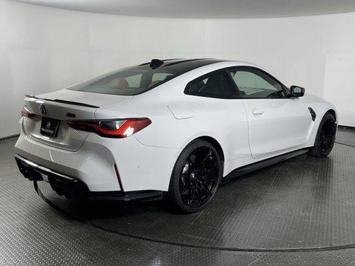 Alpine White 2023 BMW M4 Competition xDrive