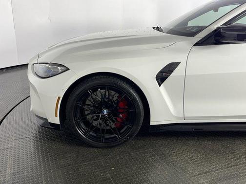 Alpine White 2023 BMW M4 Competition xDrive
