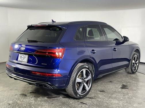 2022 Audi Q5 45 S line Prestige