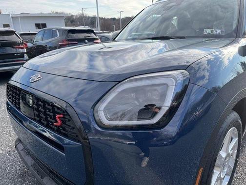 2025 MINI Countryman S