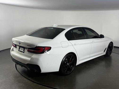 2022 BMW 530 i xDrive