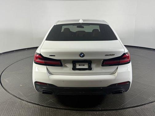 2022 BMW 530 i xDrive