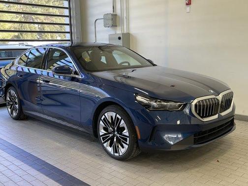 2026 BMW i5 xDrive40