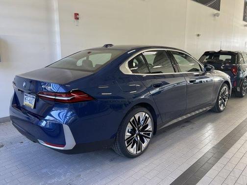 2026 BMW i5 xDrive40