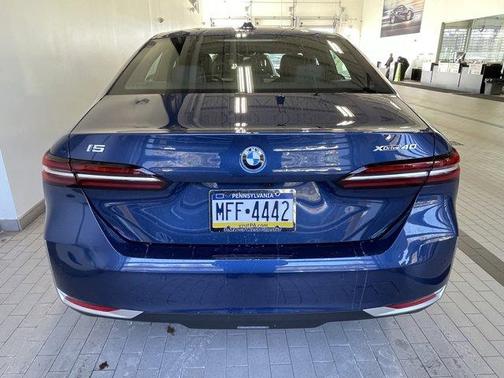 2026 BMW i5 xDrive40