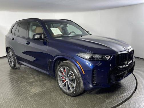 2025 BMW X5 M60i