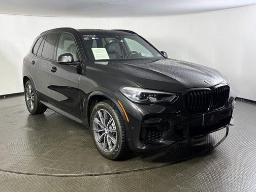 Black Sapphire Metallic 2023 BMW X5 xDrive40i