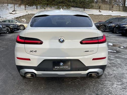 2025 BMW X4 xDrive30i