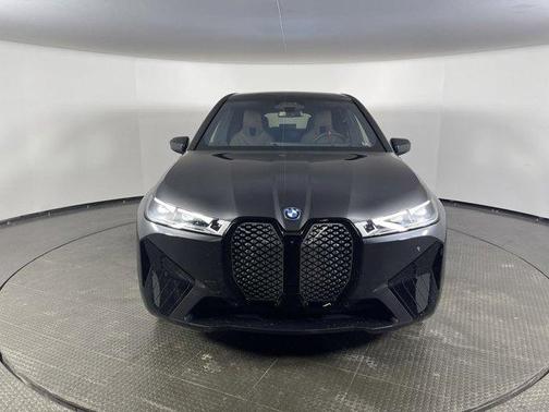 2025 BMW iX M60