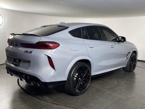 2025 BMW X6 M Base