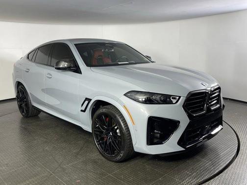 2025 BMW X6 M Base