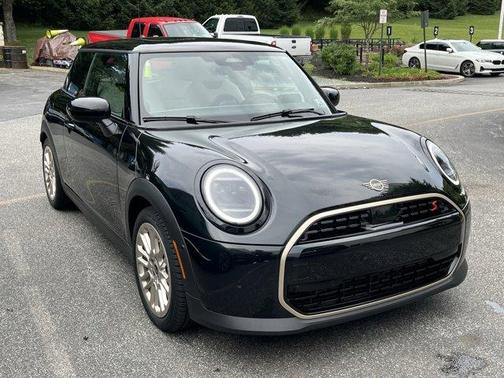 2025 MINI Hardtop