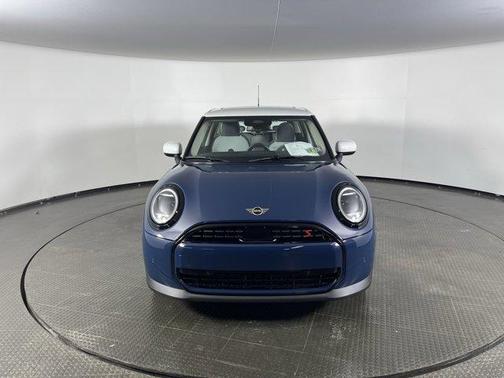 2025 MINI Hardtop Cooper