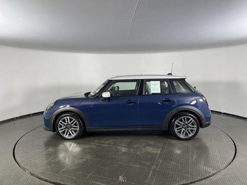 2025 MINI Hardtop Cooper