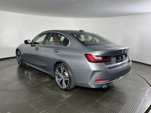 2024 BMW 330 i xDrive