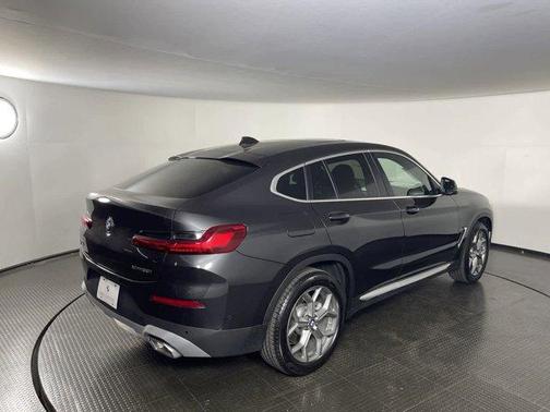 2024 BMW X4 xDrive30i