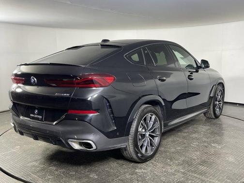 2025 BMW X6 xDrive40i
