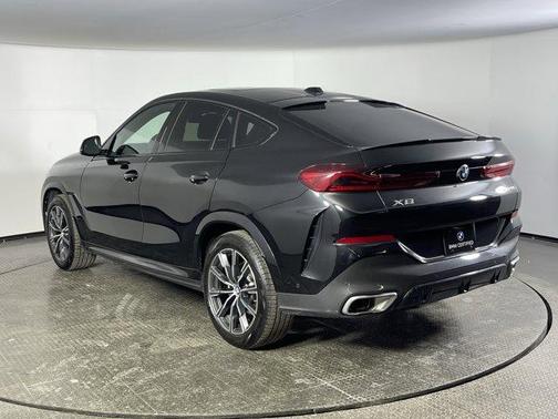 2025 BMW X6 xDrive40i