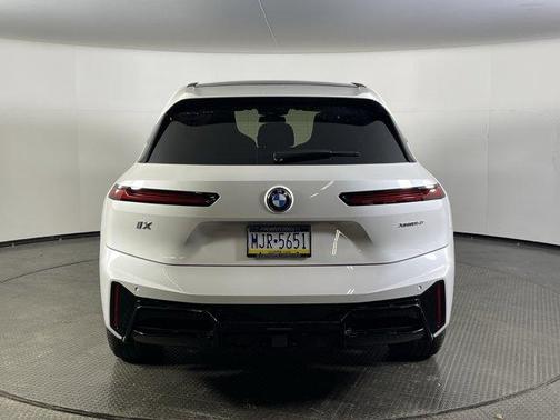 2026 BMW iX xDrive60