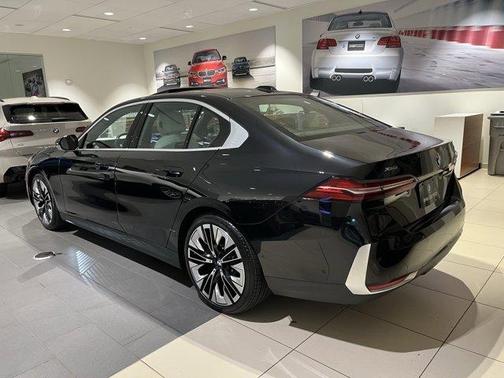 2024 BMW 540 i xDrive