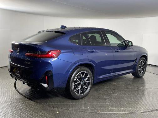 2024 BMW X4 M40i