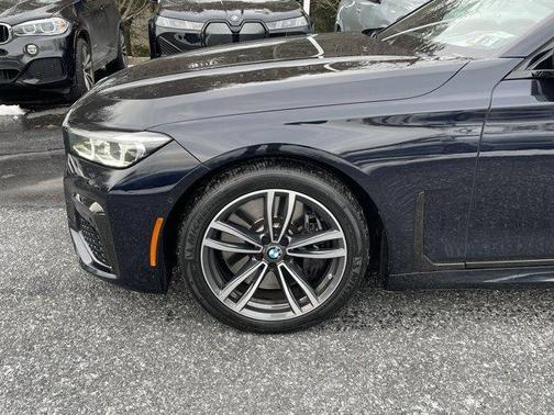 2022 BMW 750 i xDrive