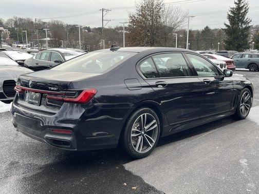 2022 BMW 750 i xDrive