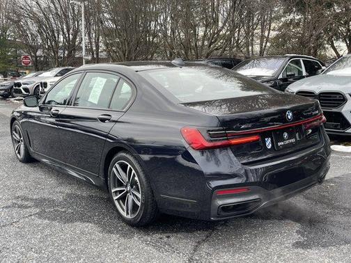 2022 BMW 750 i xDrive