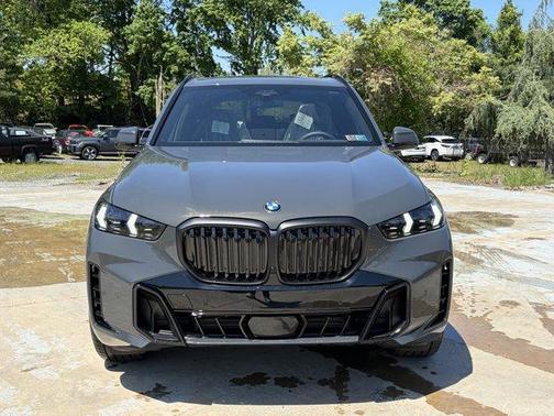 Gray Metallic 2026 BMW X5 xDrive40i